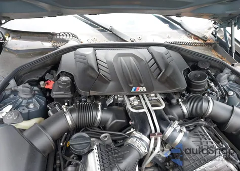 2013 BMW M5 from USA, damaged, VIN WBSFV9C50DD095741